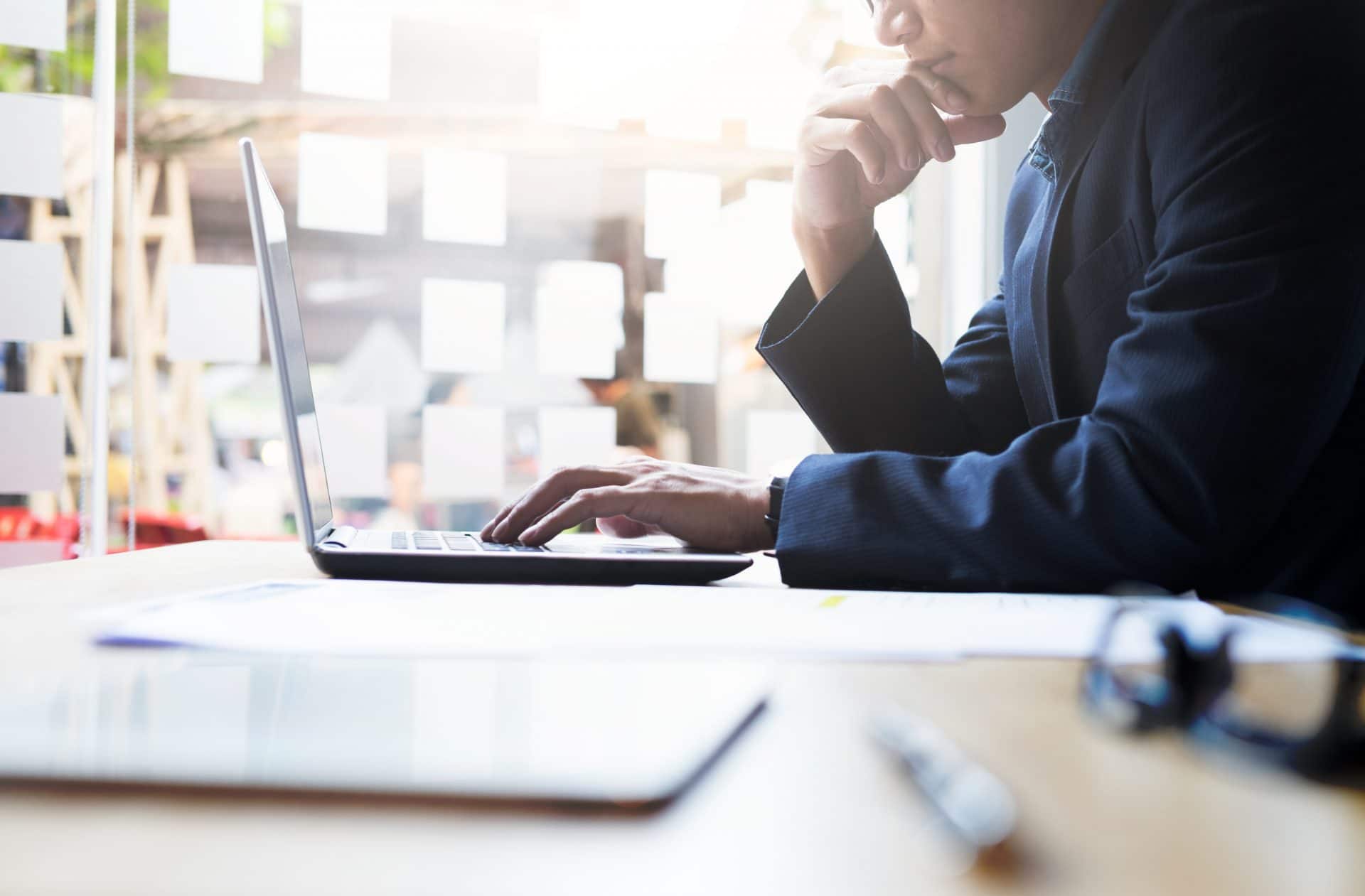 Un indépendant avec une société souscrit à un EIP